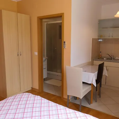 Apartmani Ivanka Prpic Senj  Extérieur photo