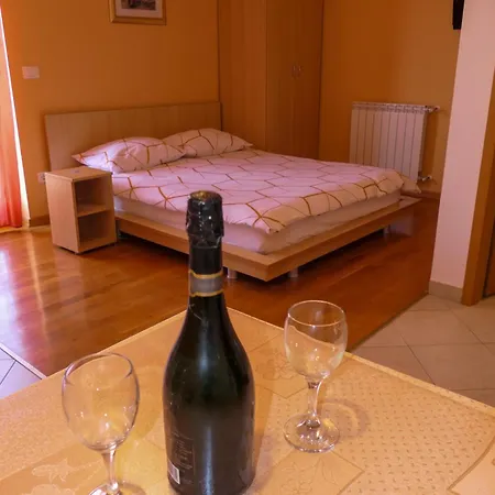 Apartmani Ivanka Prpic Senj  Extérieur photo